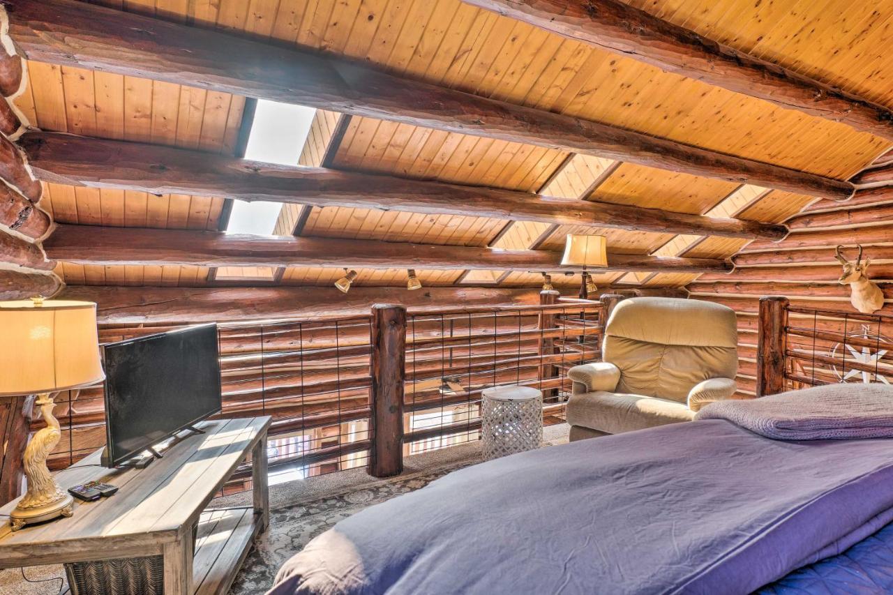 Classic Colorado Log Home With Mountain Views! Florissant Exterior foto